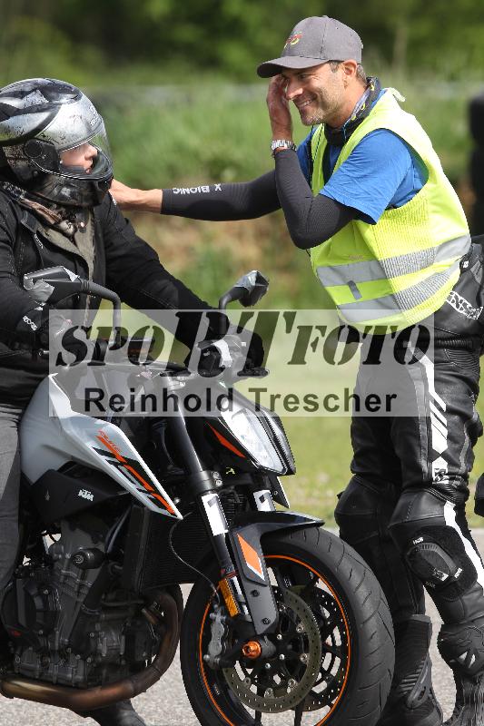 Archiv-2025/10 23.04.2025 Cornu Master School ADR/gruen-vert/11